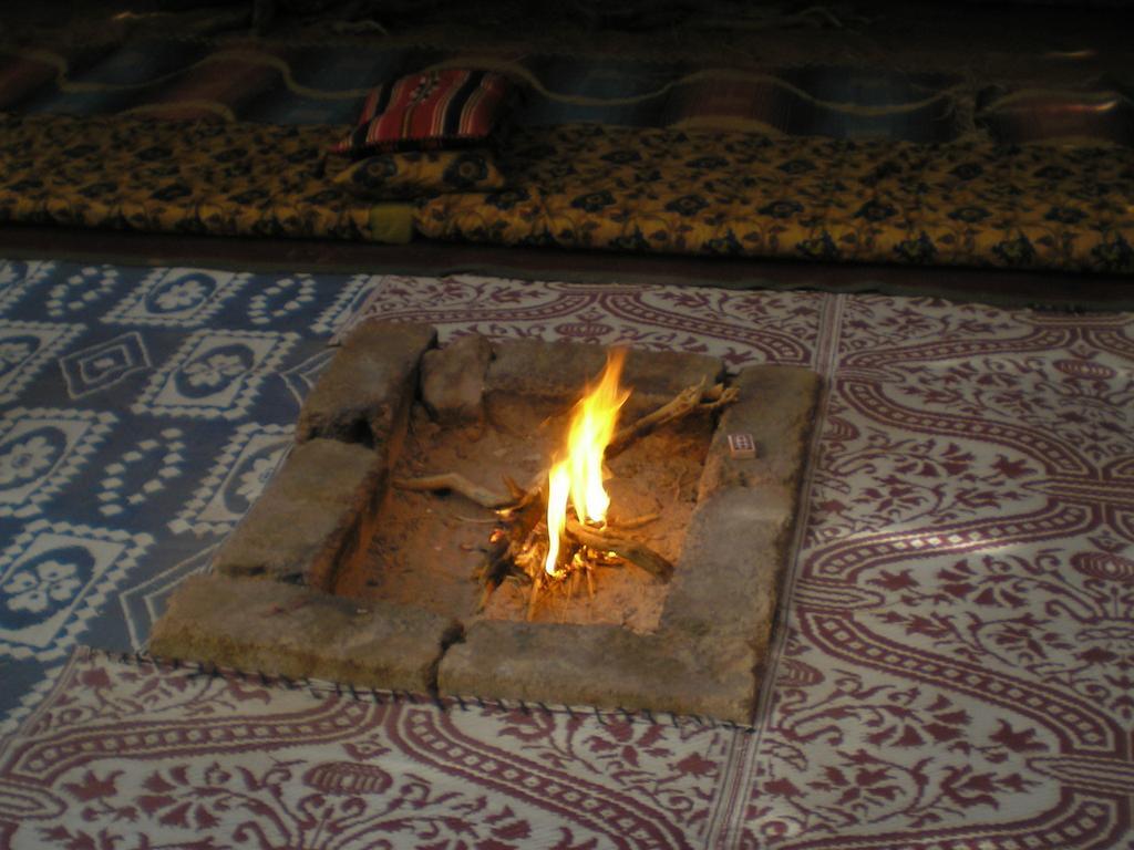 Obeid'S Bedouin Life Camp Hotel Wadi Rum Exterior photo